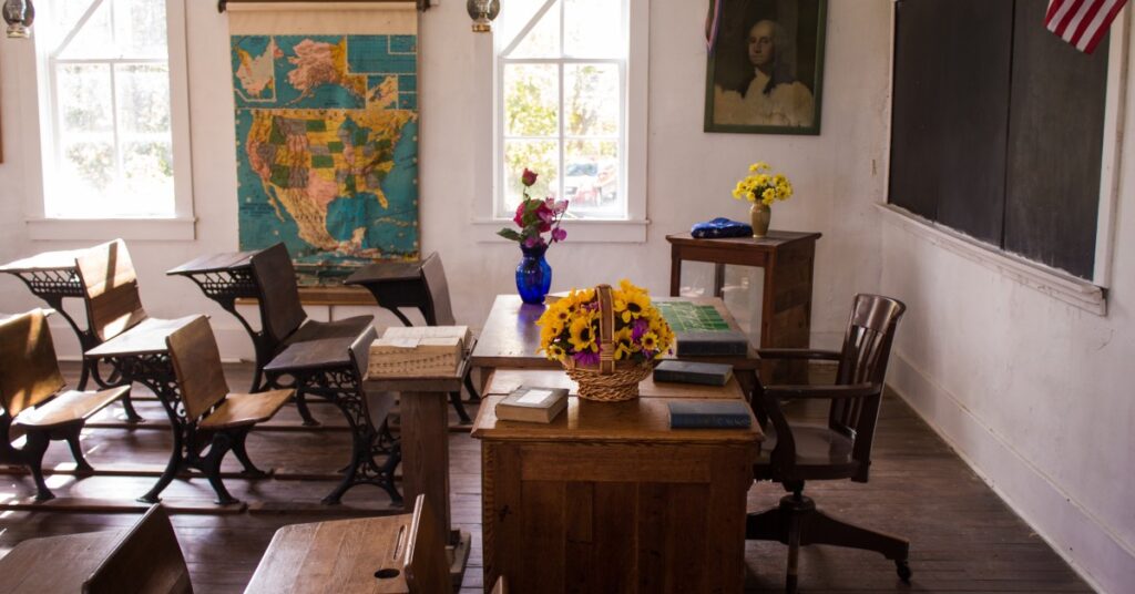 How the One-Room Schoolhouse Approach Got It Right