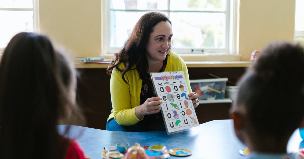 <p>If you’re considering becoming a teacher in Connecticut, you can quickly earn your MAT and gain real-world classroom experience through a teacher residency.</p>